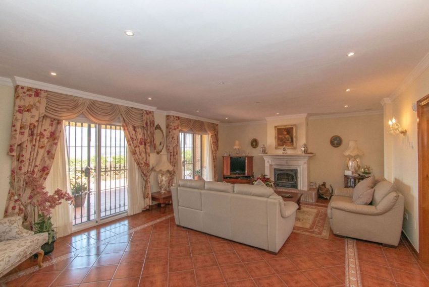 R5045113-Villa-For-Sale-La-Cala-de-Mijas-Detached-3-Beds-380-Built-14