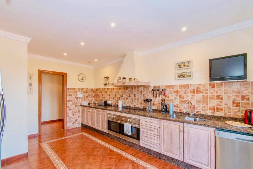 R5045113-Villa-For-Sale-La-Cala-de-Mijas-Detached-3-Beds-380-Built-5