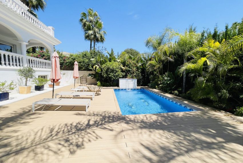 R5045278-Villa-For-Sale-Nagueles-Semi-Detached-5-Beds-344-Built-10