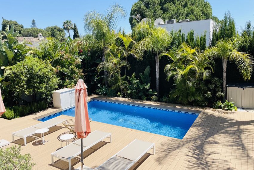 R5045278-Villa-For-Sale-Nagueles-Semi-Detached-5-Beds-344-Built-13