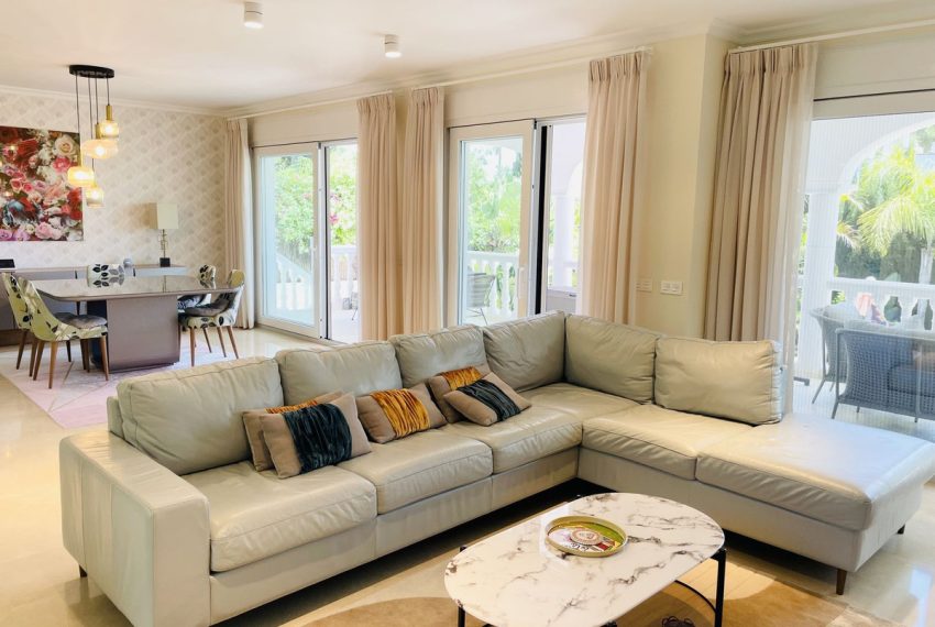 R5045278-Villa-For-Sale-Nagueles-Semi-Detached-5-Beds-344-Built-15