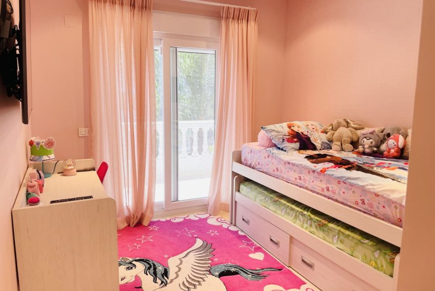 R5045278-Villa-For-Sale-Nagueles-Semi-Detached-5-Beds-344-Built-19