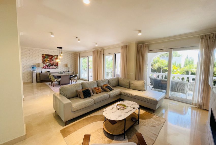 R5045278-Villa-For-Sale-Nagueles-Semi-Detached-5-Beds-344-Built-6