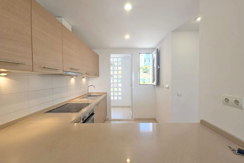 R5045329-Apartment-For-Sale-Los-Arqueros-Penthouse-2-Beds-95-Built-2