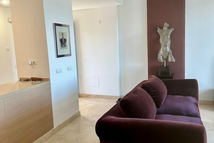 R5045329-Apartment-For-Sale-Los-Arqueros-Penthouse-2-Beds-95-Built-4