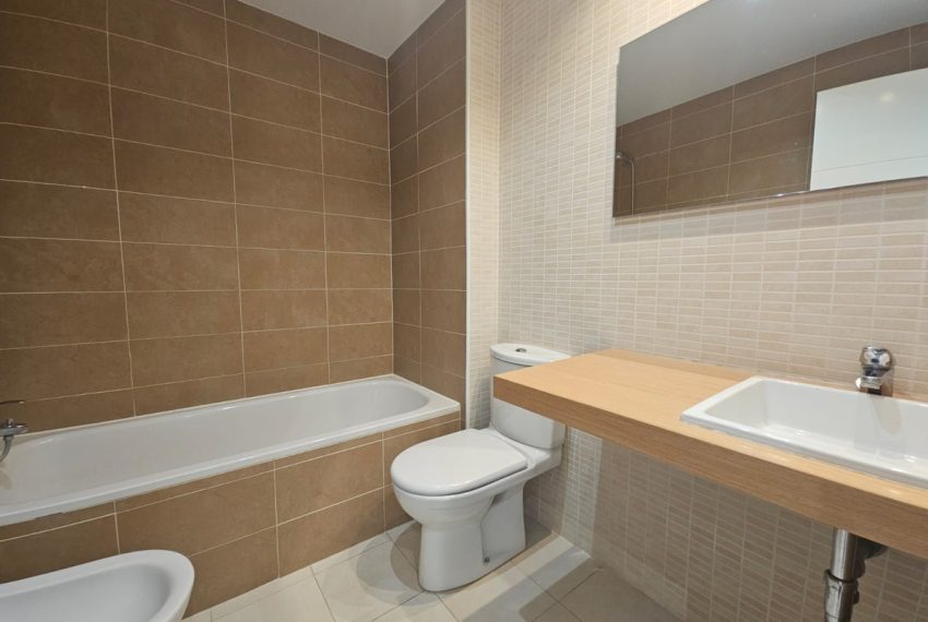 R5045329-Apartment-For-Sale-Los-Arqueros-Penthouse-2-Beds-95-Built-8