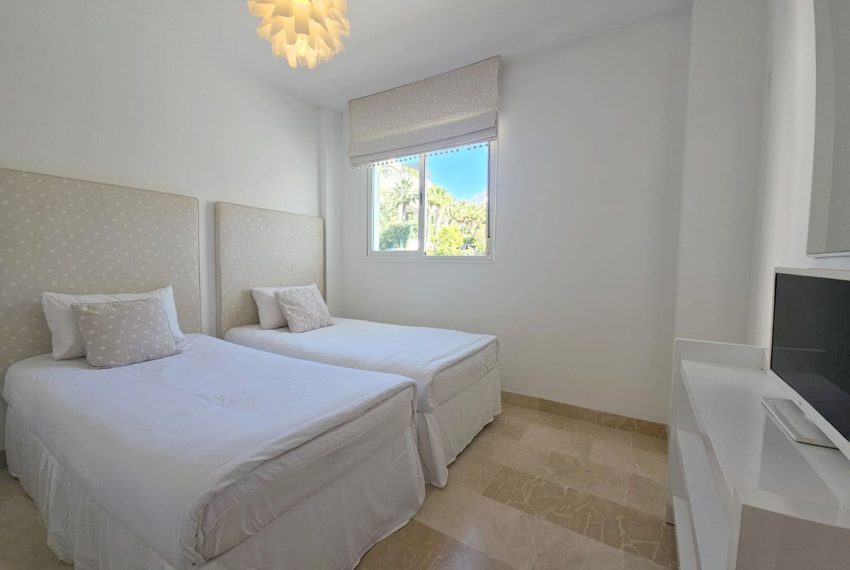R5045329-Apartment-For-Sale-Los-Arqueros-Penthouse-2-Beds-95-Built-9