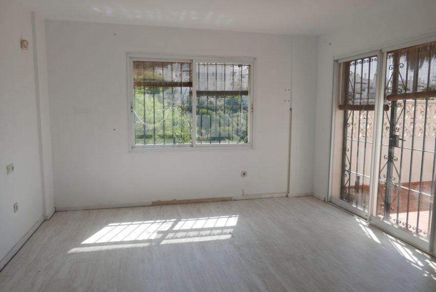 R5046145-Villa-For-Sale-Nueva-Andalucia-Detached-4-Beds-242-Built-11