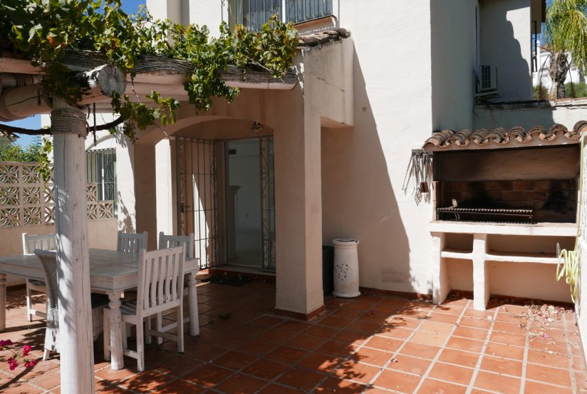 R5046145-Villa-For-Sale-Nueva-Andalucia-Detached-4-Beds-242-Built-14