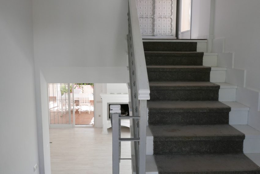 R5046145-Villa-For-Sale-Nueva-Andalucia-Detached-4-Beds-242-Built-6