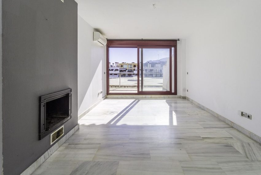 R5046292-Apartment-For-Sale-Estepona-Penthouse-2-Beds-107-Built-2