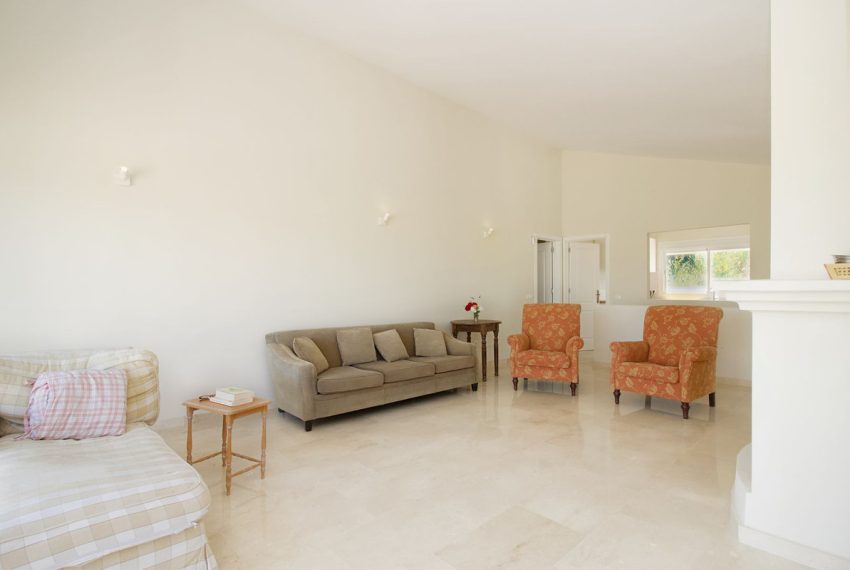 R5046523-Villa-For-Sale-Coin-Detached-6-Beds-323-Built-15