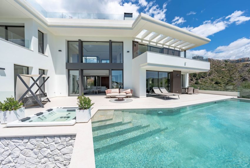 R5046685-Villa-For-Sale-La-Quinta-Detached-5-Beds-817-Built-19