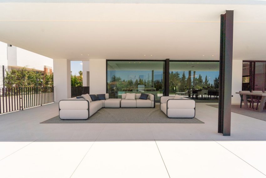 R5046937-Villa-For-Sale-Nueva-Andalucia-Detached-5-Beds-454-Built-10