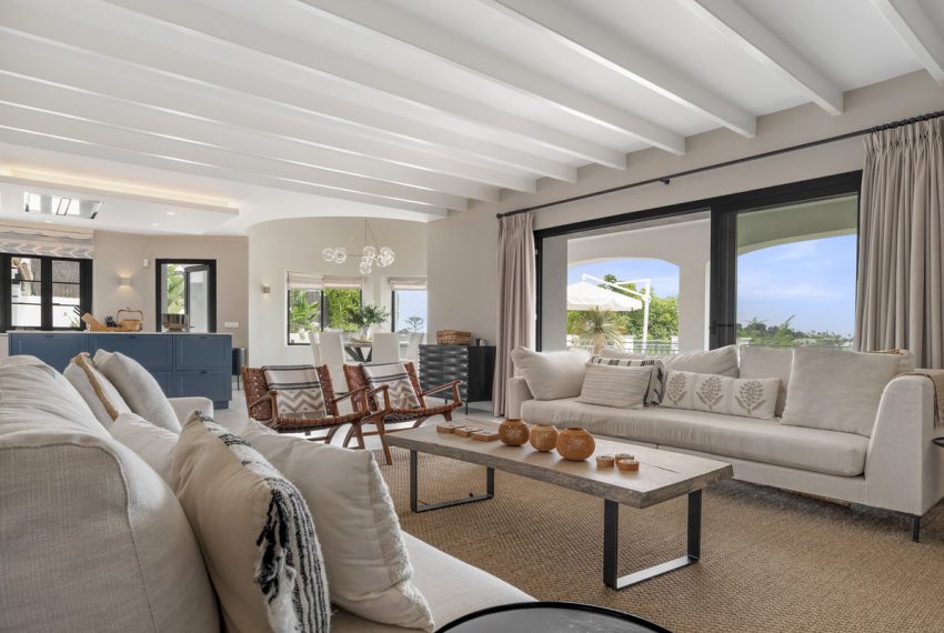 R5047192-Villa-For-Sale-Benahavis-Detached-5-Beds-457-Built-2