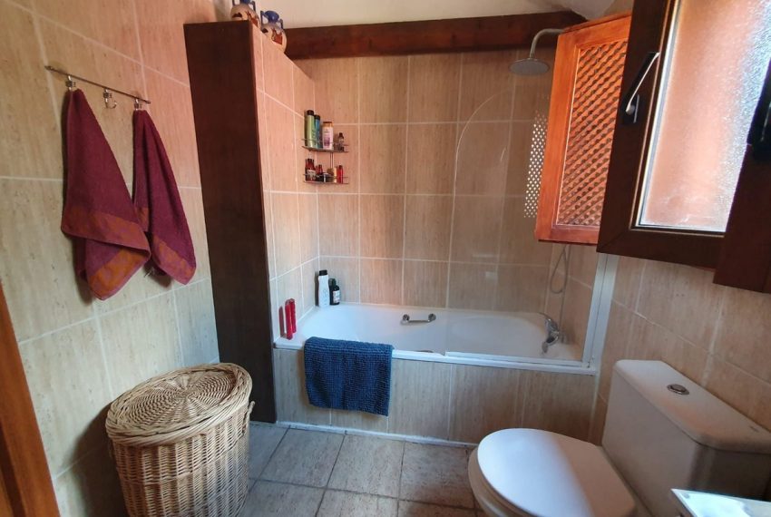 R5047345-Villa-For-Sale-Monda-Detached-3-Beds-100-Built-12