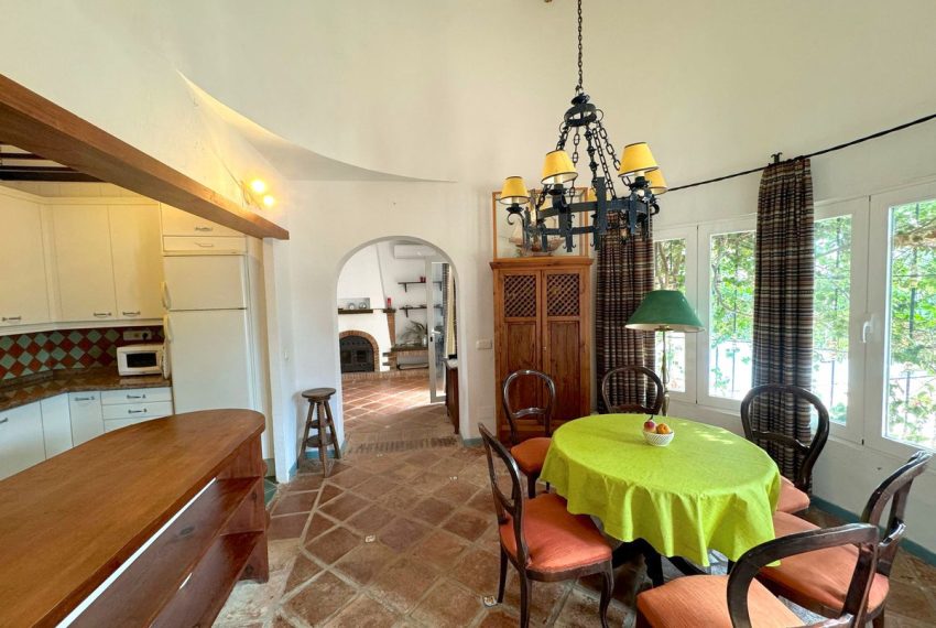 R5047537-Villa-For-Sale-Costalita-Detached-4-Beds-257-Built-3