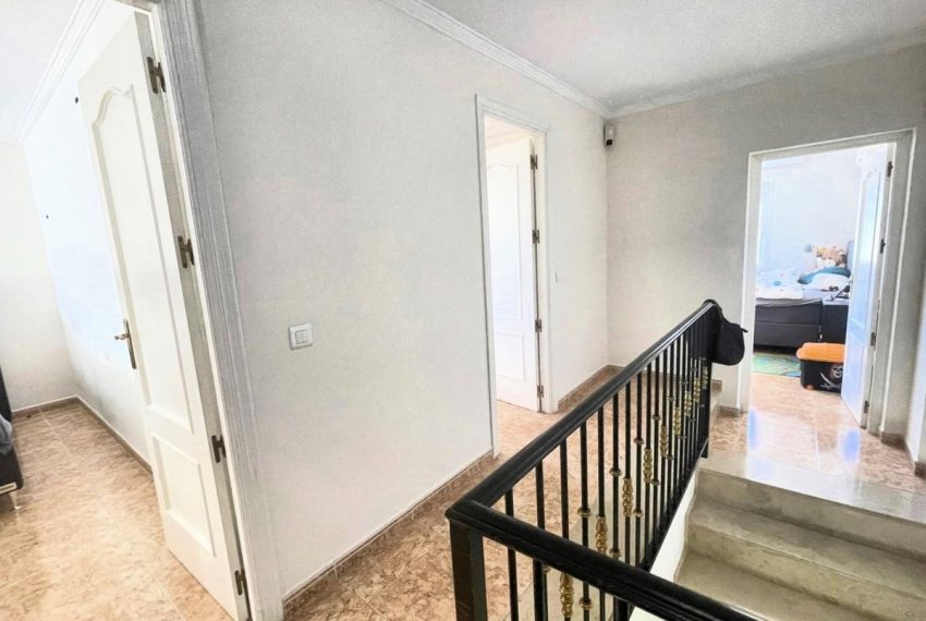 R5047618-Villa-For-Sale-Nueva-Andalucia-Detached-3-Beds-265-Built-15