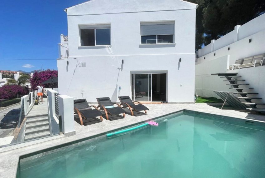 R5047618-Villa-For-Sale-Nueva-Andalucia-Detached-3-Beds-265-Built-17