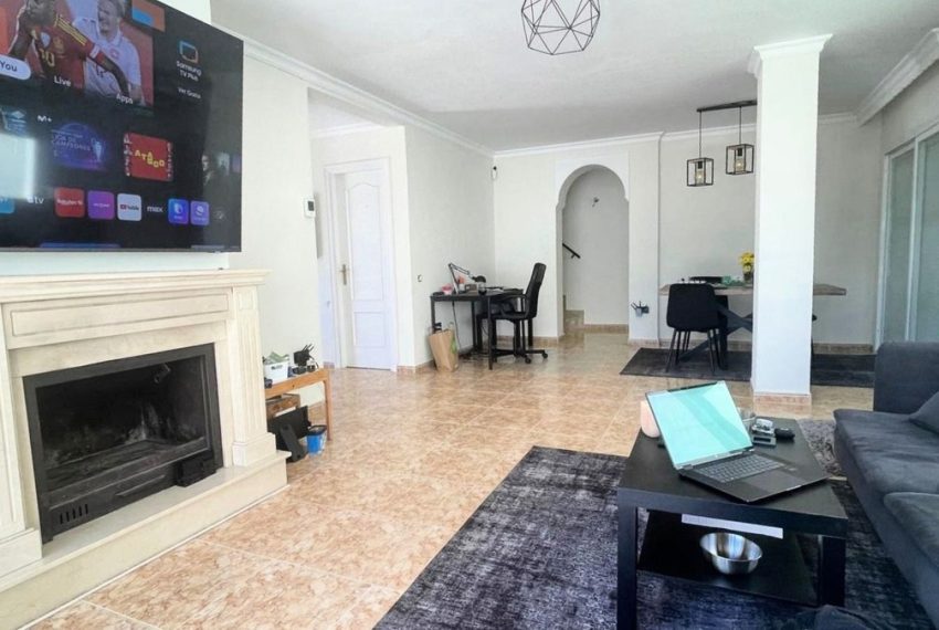 R5047618-Villa-For-Sale-Nueva-Andalucia-Detached-3-Beds-265-Built-4