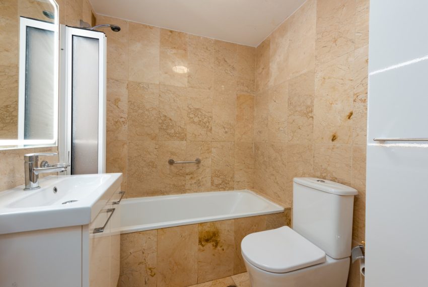 R5047813-Apartment-For-Sale-Nueva-Andalucia-Middle-Floor-2-Beds-92-Built-19