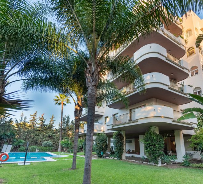 R5047813-Image 1-Middle Floor - 2 Beds - 92 Built
