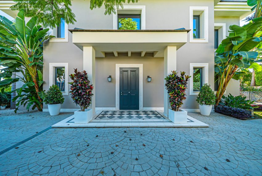 R5047873-Villa-For-Sale-Los-Flamingos-Detached-6-Beds-526-Built-10