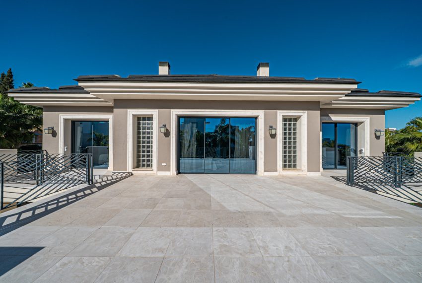 R5047873-Villa-For-Sale-Los-Flamingos-Detached-6-Beds-526-Built-6