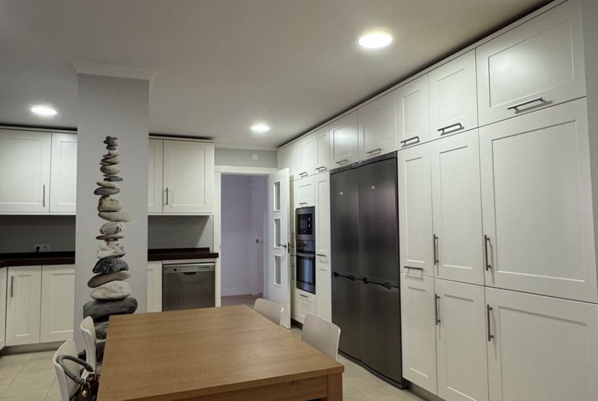 R5048275-Apartment-For-Sale-Elviria-Penthouse-4-Beds-400-Built-6