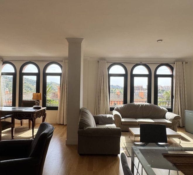R5048275-Image 1-Penthouse - 4 Beds - 400 Built