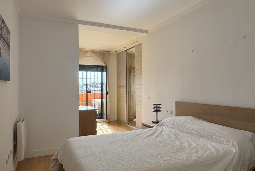R5048275-Apartment-For-Sale-Elviria-Penthouse-4-Beds-400-Built-8
