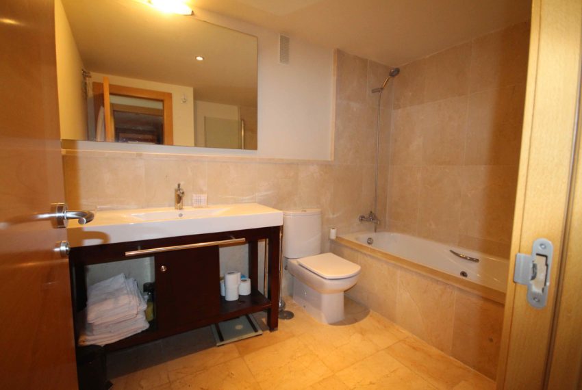 R5048629-Apartment-For-Sale-Benahavis-Middle-Floor-2-Beds-85-Built-4