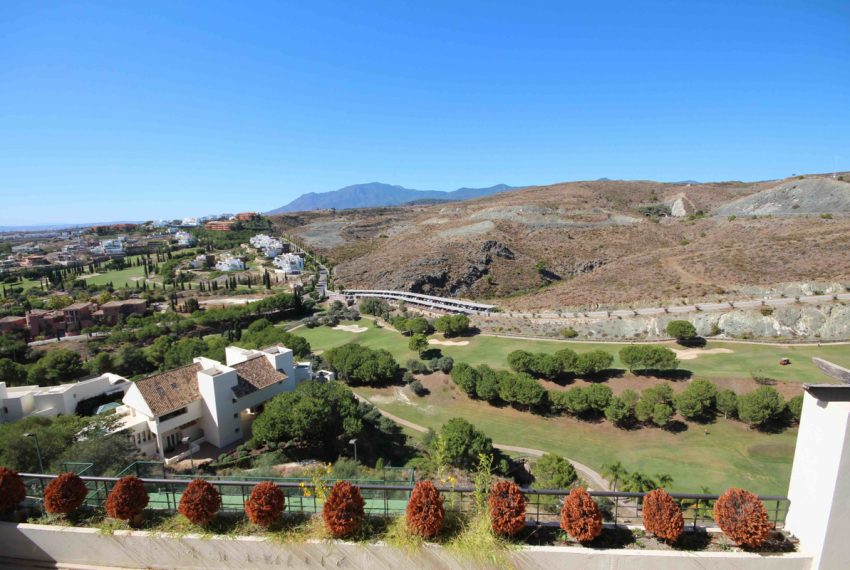 R5048629-Apartment-For-Sale-Benahavis-Middle-Floor-2-Beds-85-Built