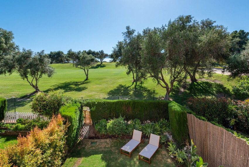 R5048650-Townhouse-For-Sale-Nueva-Andalucia-Terraced-4-Beds-129-Built-17