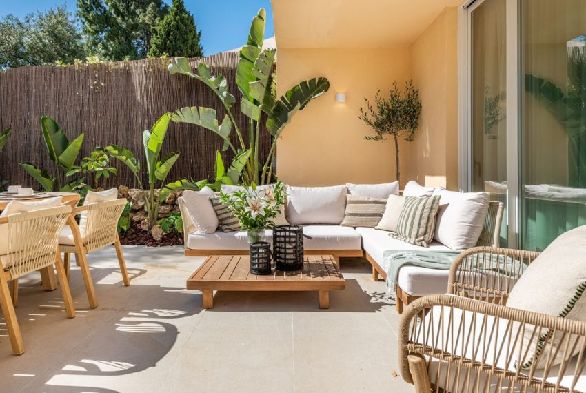 R5048650-Townhouse-For-Sale-Nueva-Andalucia-Terraced-4-Beds-129-Built-9