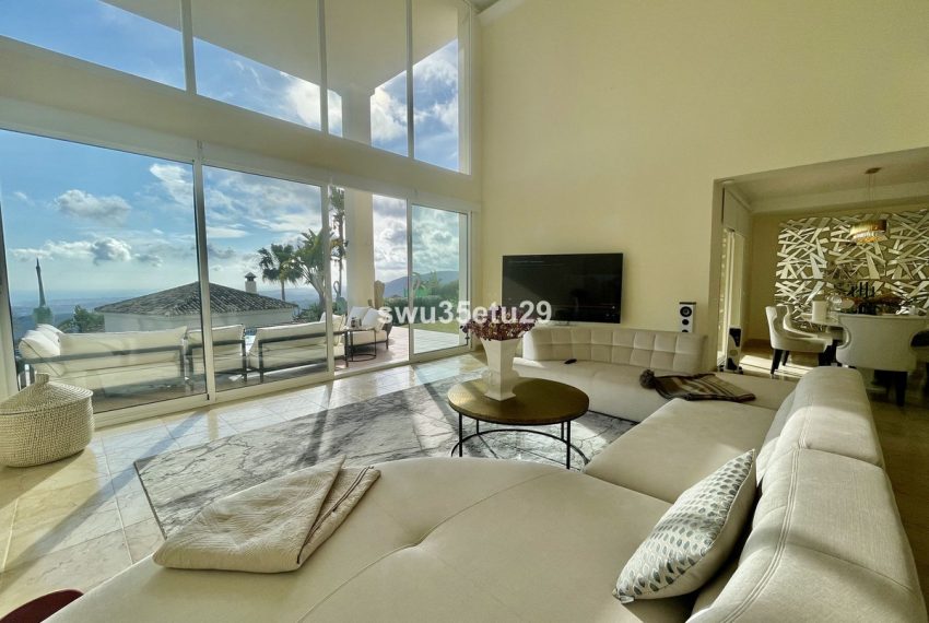 R5048674-Villa-For-Sale-Istan-Detached-3-Beds-307-Built-1