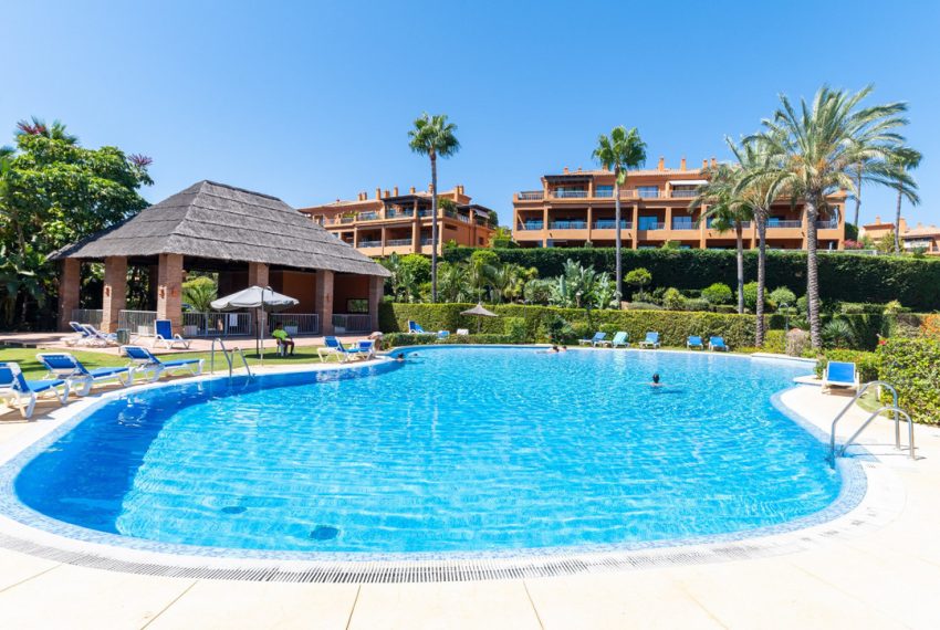 R5049313-Apartment-For-Sale-Estepona-Penthouse-3-Beds-258-Built