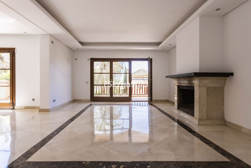 R5049391-Villa-For-Sale-Marbella-Detached-6-Beds-765-Built-10