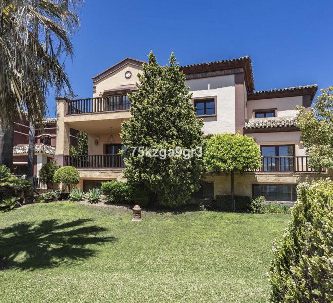 R5049391-Image 1-Detached - 6 Beds - 765 Built