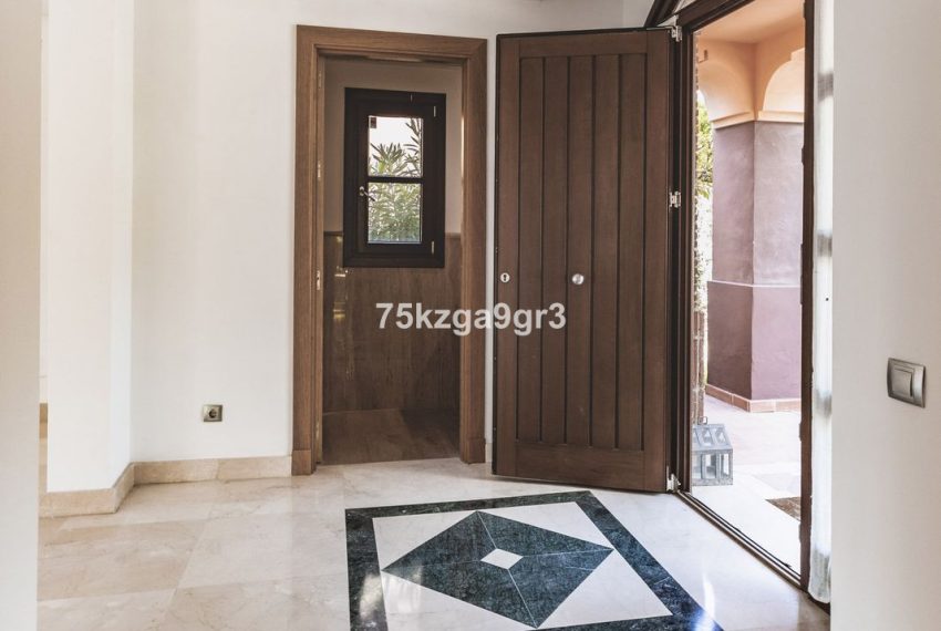 R5049391-Villa-For-Sale-Marbella-Detached-6-Beds-765-Built-7