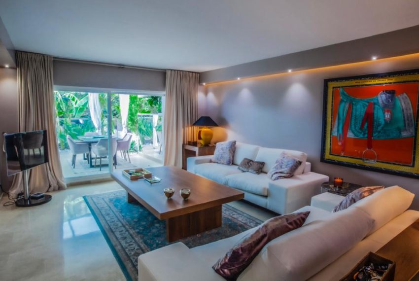 R5049592-Apartment-For-Sale-The-Golden-Mile-Middle-Floor-2-Beds-186-Built