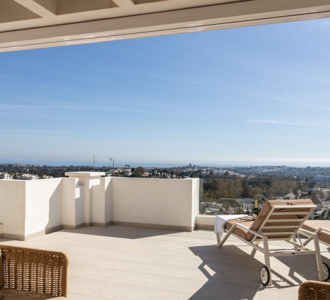 R5049745-Image 1-Ground Floor - 2 Beds - 150 Built