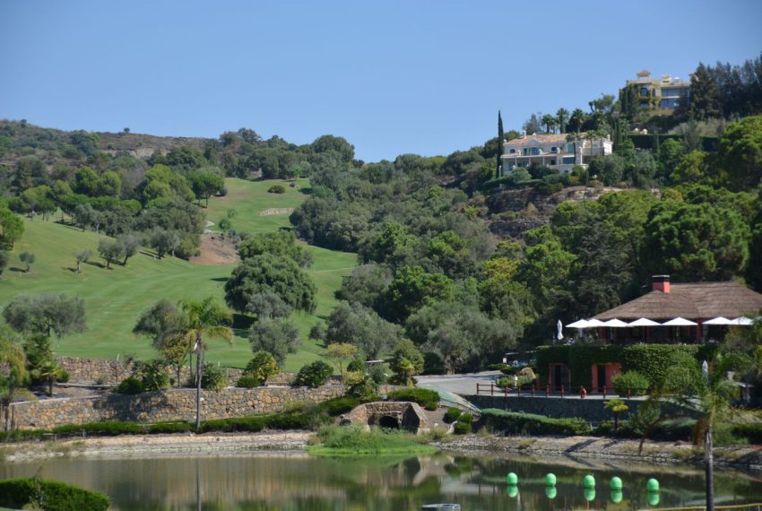 R5049808-Villa-For-Sale-Benahavis-Detached-4-Beds-610-Built-5
