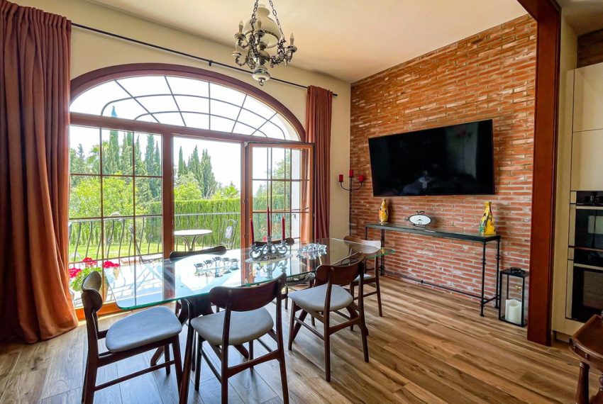 R5049835-Villa-For-Sale-El-Rosario-Detached-6-Beds-460-Built-10