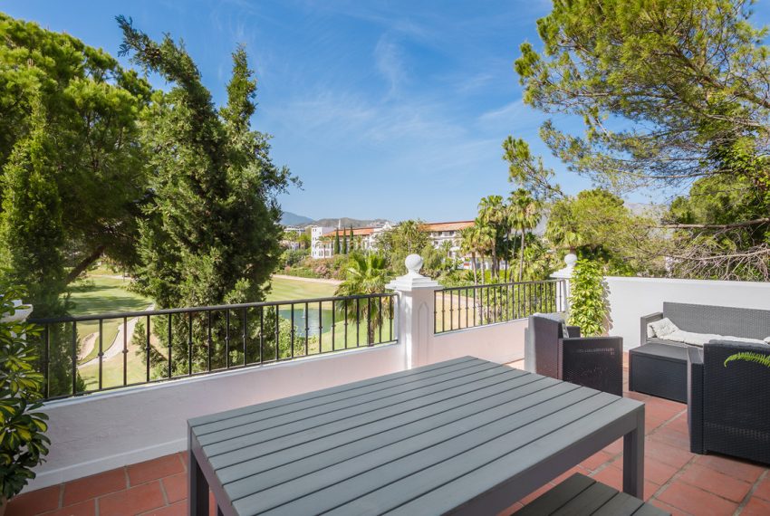 R5049901-Townhouse-For-Sale-La-Quinta-Terraced-4-Beds-352-Built