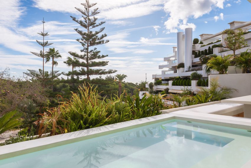 R5049910-Apartment-For-Sale-The-Golden-Mile-Middle-Floor-3-Beds-317-Built-19