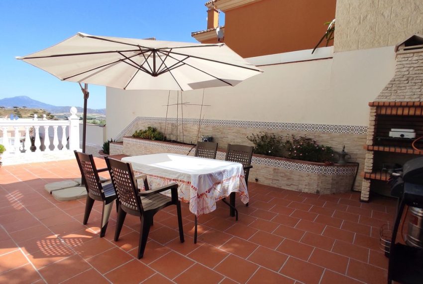 R5050000-Villa-For-Sale-Coin-Detached-3-Beds-221-Built-1