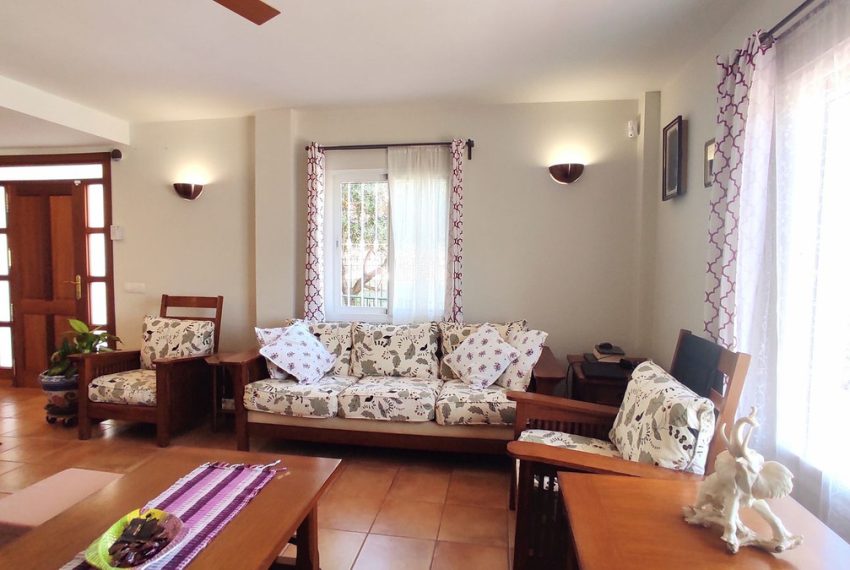 R5050000-Villa-For-Sale-Coin-Detached-3-Beds-221-Built-7