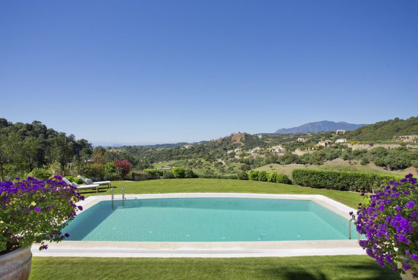 R5050300-Villa-For-Sale-Benahavis-Detached-8-Beds-967-Built-1