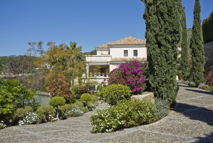 R5050300-Villa-For-Sale-Benahavis-Detached-8-Beds-967-Built-13